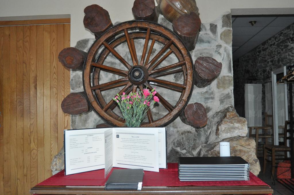L'Auberge Du Tire Bouchon Couffé Esterno foto
