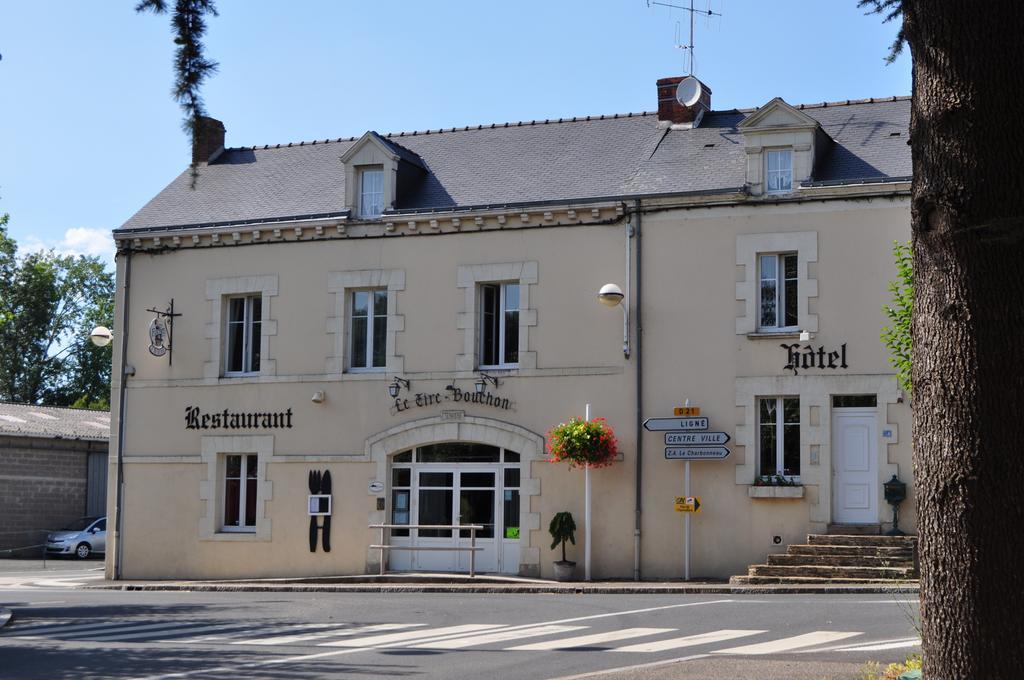 L'Auberge Du Tire Bouchon Couffé Esterno foto
